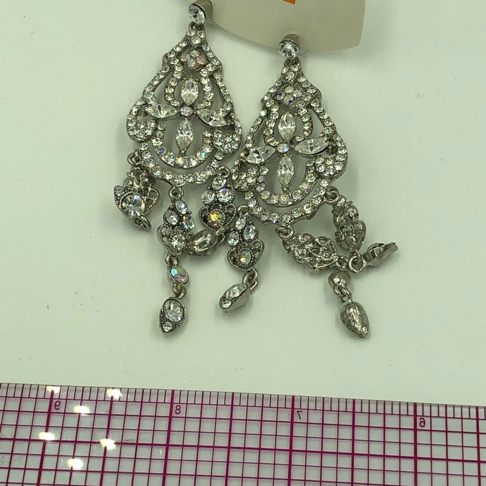 Fashion metal crystal earring